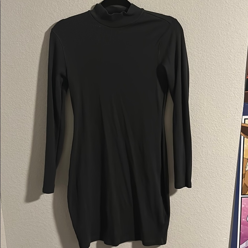 GREY BODYCON TURTLENECK